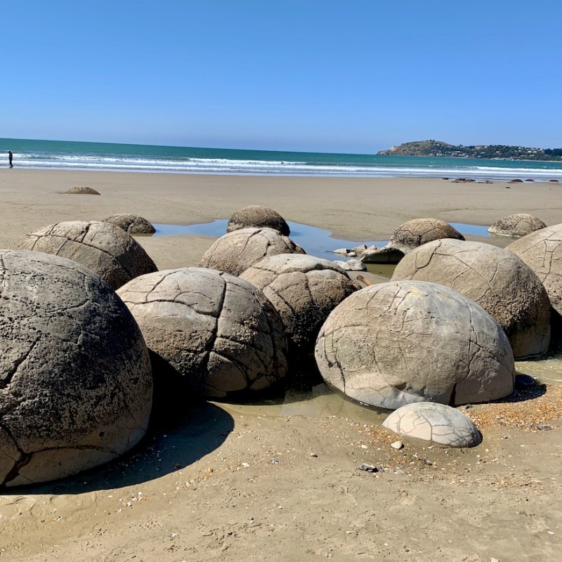 East Coast to Alps: Moeraki, Oamaru, Clay Cliffs