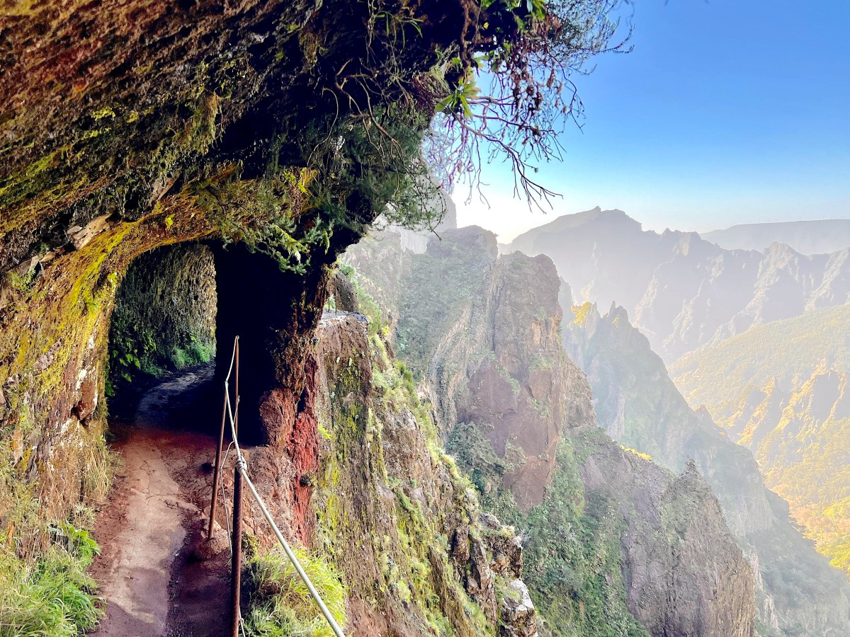 Hiking Madeira’s PR1 – Pico to Pico Trail – An Icon!